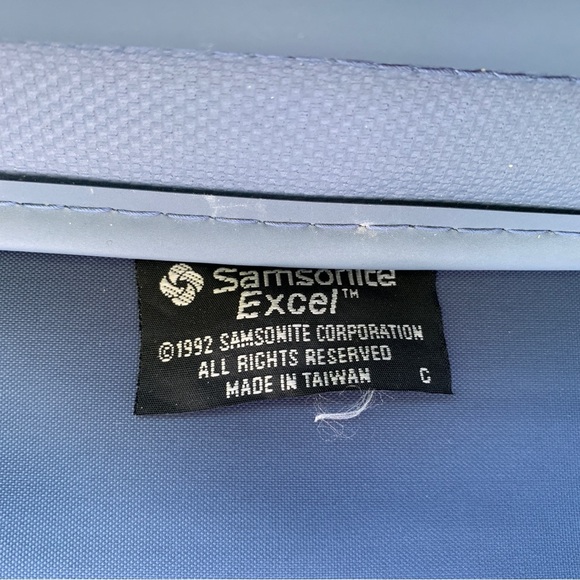 Samsonite Excel Shoulder Weekend Bag Carry On Blue 22x14x7 Handle Shoulder Strap - Picture 3 of 7